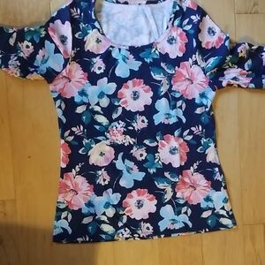 Time and Tru Floral Women's Top - Navy and Pink